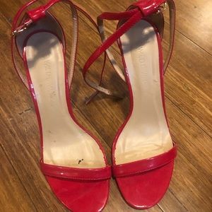 PATENT LEATHER RED HEELS